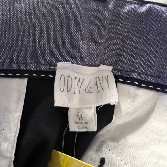 Boys 14 Dress Outfit NWT - Picture 3 of 6